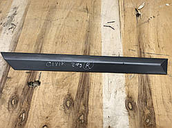 Молдинг задньої правої двері Honda Civic 4D 2006- 75303SNAA01 75303SNA