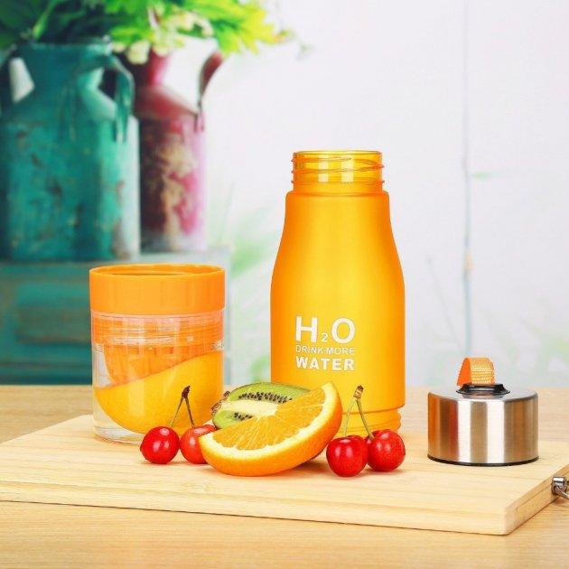 Пляшка для води та напоїв із соковичавницею H2O Water Bottle Жовтогарячий (650 мл)