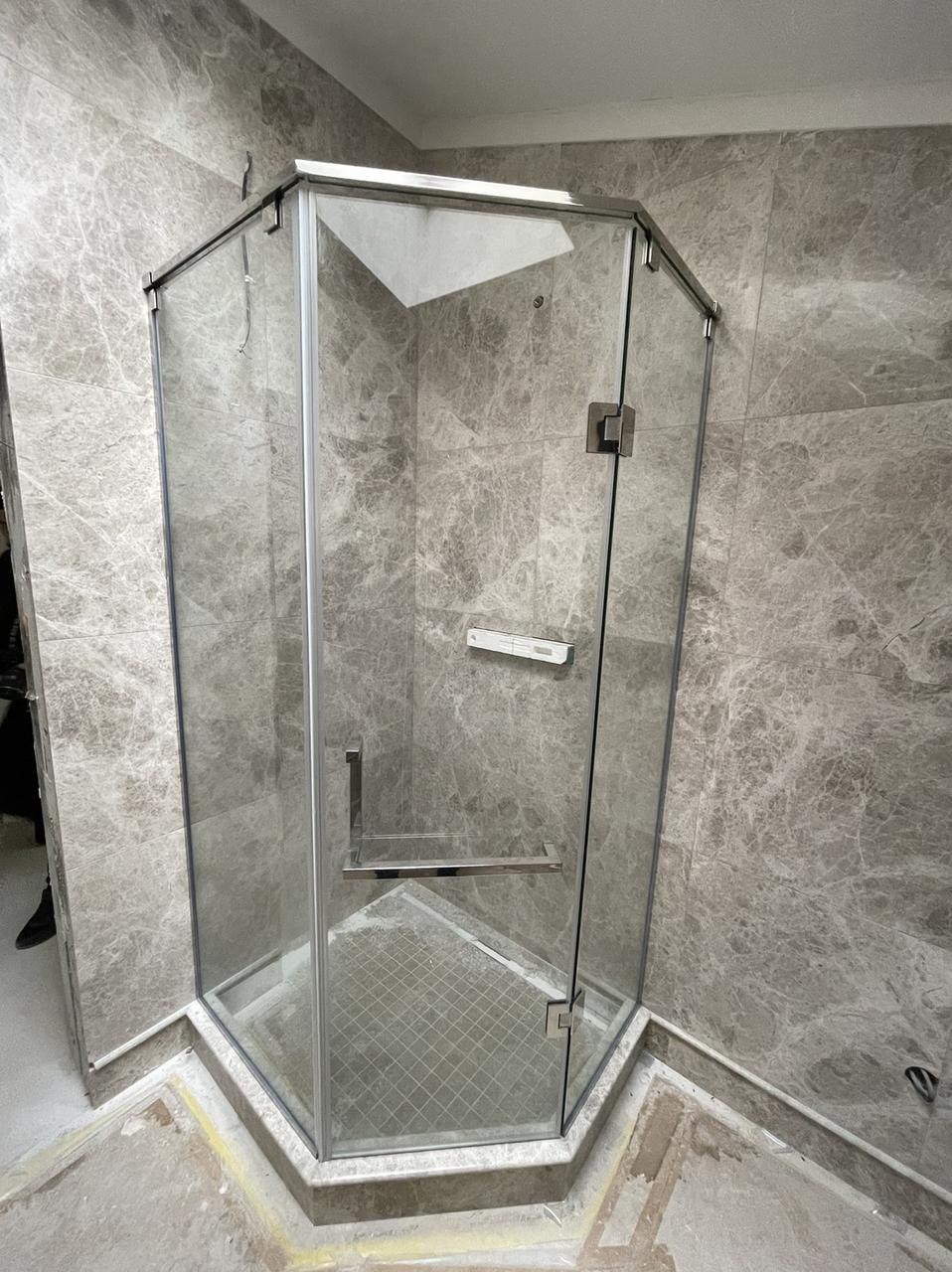 Купити Душова кабіна трапеція, ціна 18600 грн - Prom.ua (ID# 1291433200)