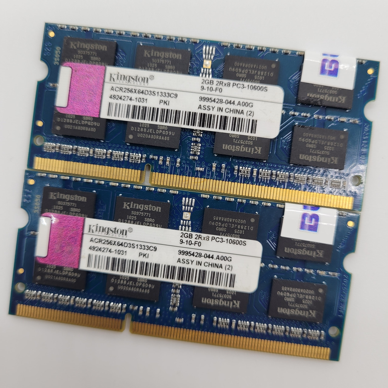 Пара оперативної пам'яті для ноутбука Kingston DDR3 4Gb (2Gb+2Gb) 1333MHz 10600 CL9 2R8 ACR256X64D3S1333C9 Б/У