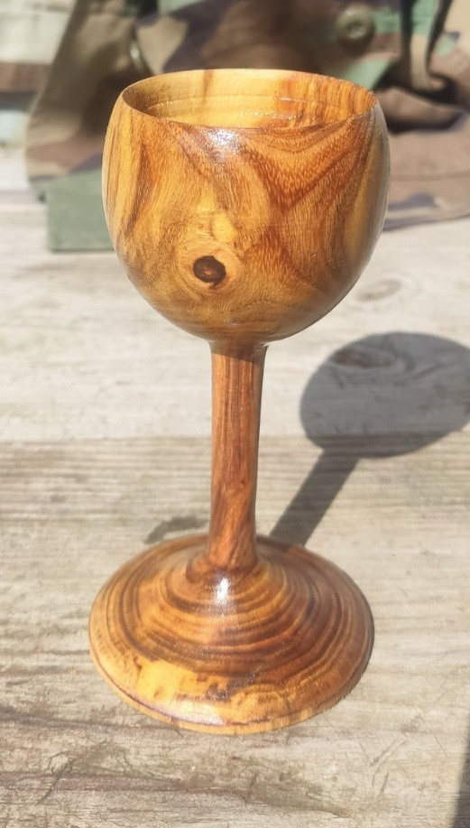 дерев'яний стакан