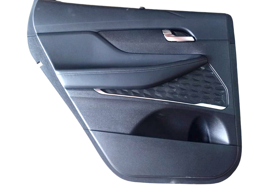 Оббивка дверей Hyundai Santa Fe 4 ТМ (2018-2021) доречна 2.2 D (карта дверей) задня ліва оригінал б/у