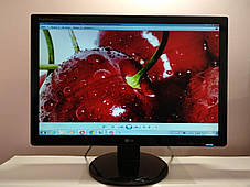 Монітор LG Flatron W2242S-PF / 22" (1680x1050) TN / VGA / VESA 75x75, фото 2