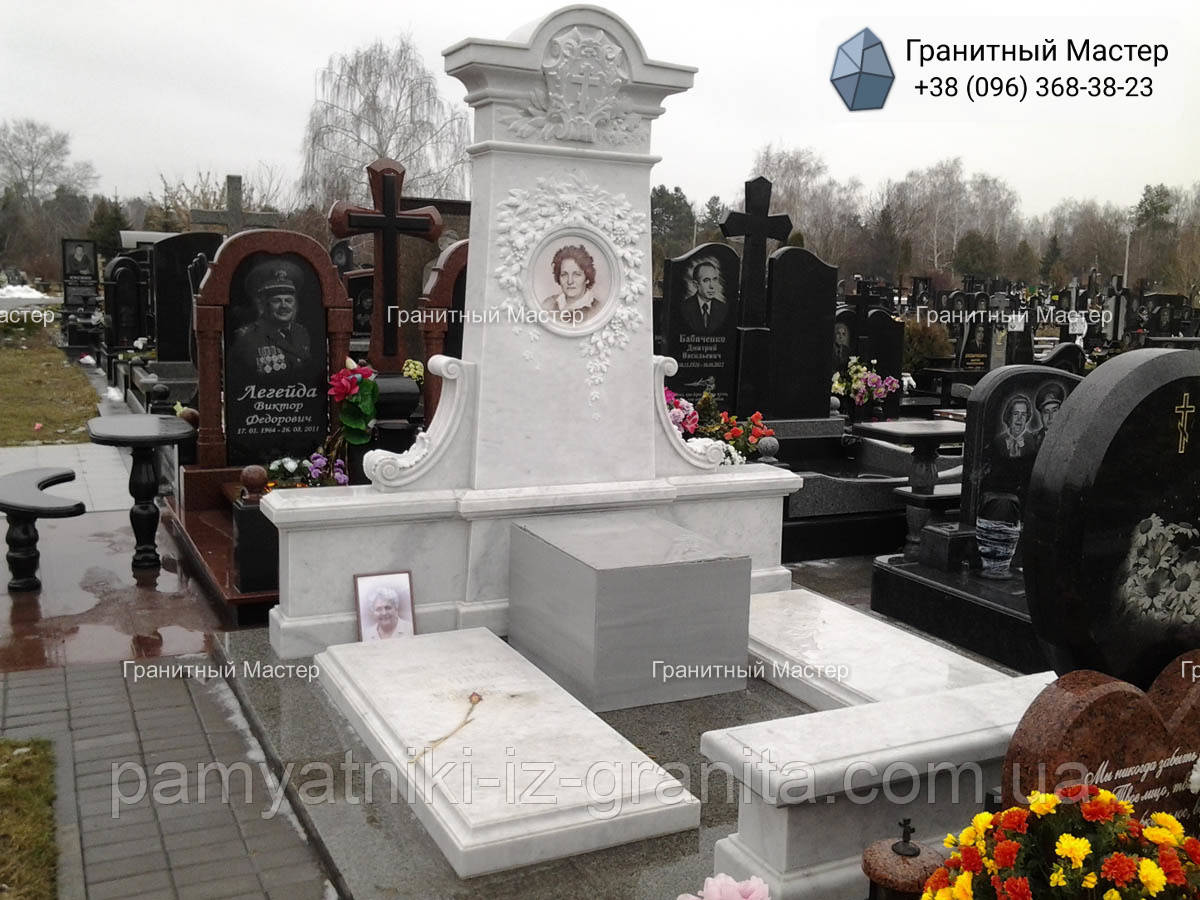 Меморіальний комплекс з білого мармуру № 685, фото 1