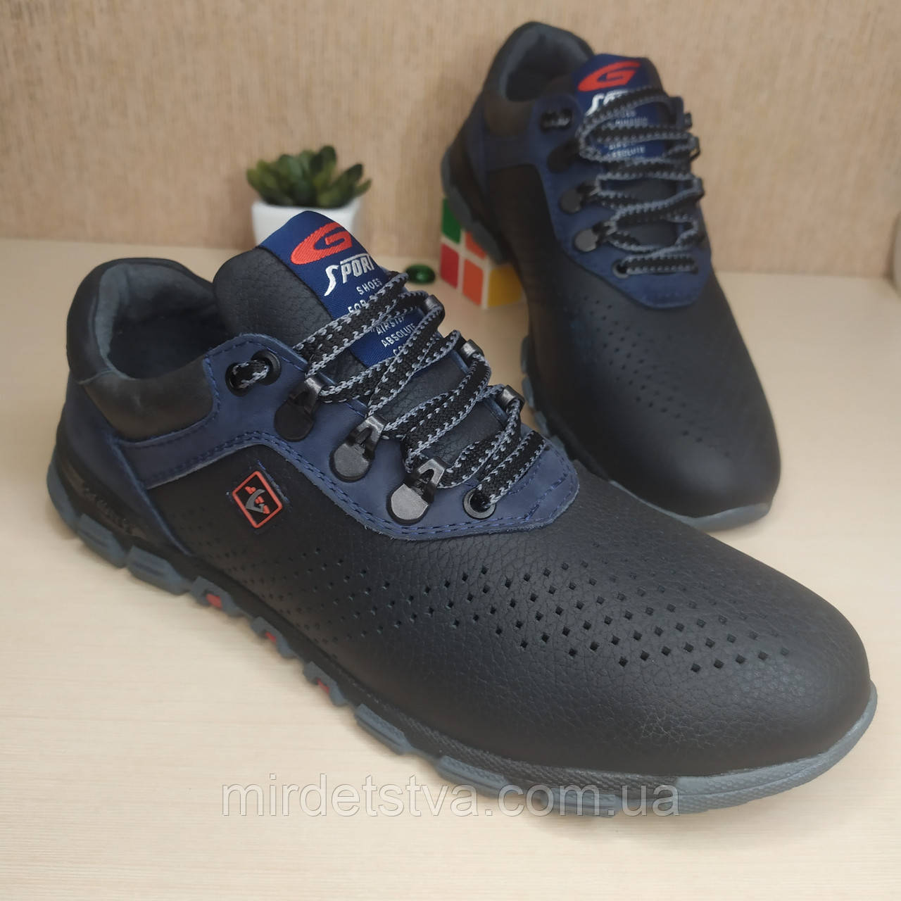 Кожані кросівки з перфорацією для хлопчика Golovin синій розмір 37-38, фото 1