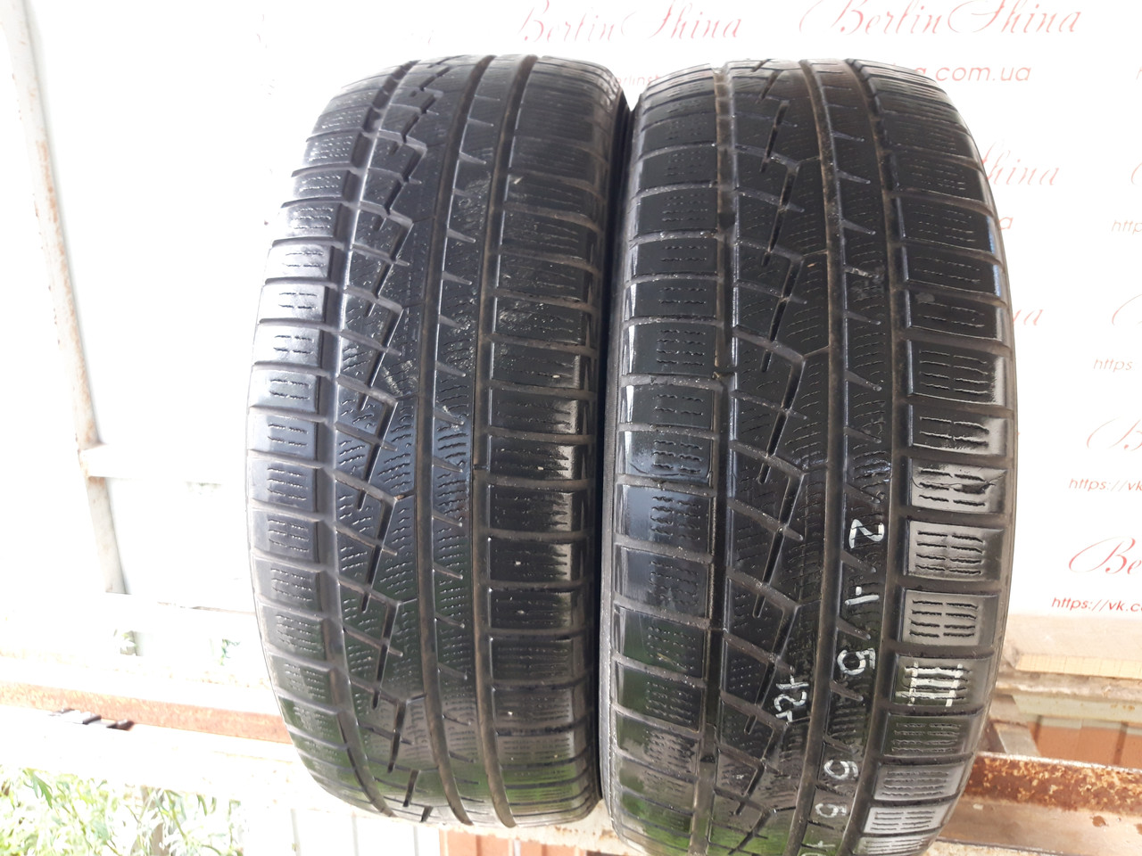 Пара зимніх шин 215/55/16 Yokohama Wdrive,з Германії без пробігу по Україні