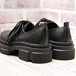 Жіночі натуральні шкіряні чорні оксфорди на тракторній підошві в 37 розмірі, фото 2