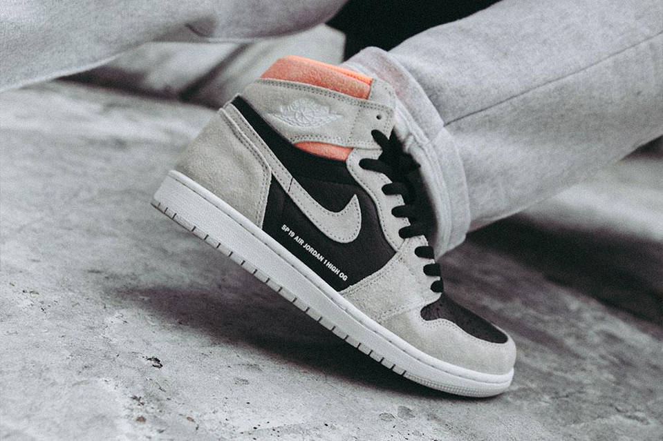 Grey hyper crimson best sale
