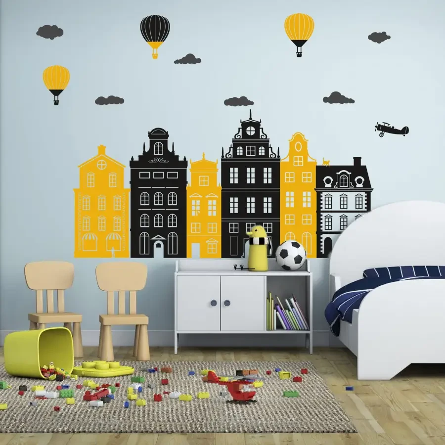 Вінілова інтер'єрна наклейка декор на стіну та шпалери «Будинки міста. Хмари. Повітряні кулі. Літак» з оракалу