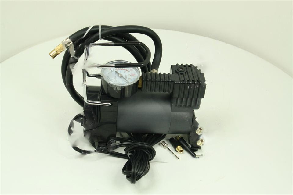 Компресор, 12V, 7Атм, 30л / хв, прикурювач, (Дорожня Карта). DK31-001