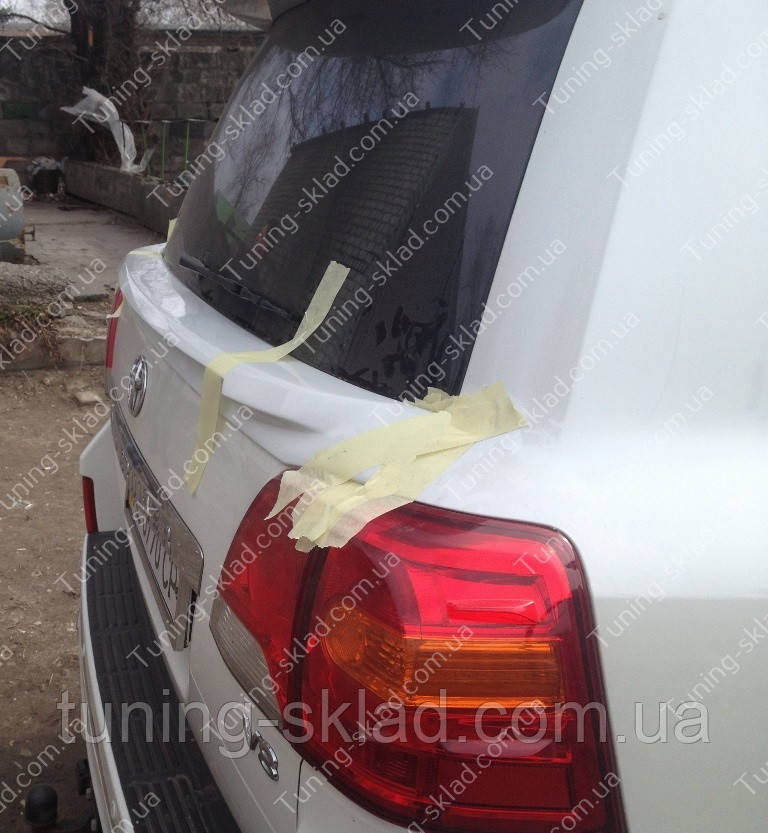 Спойлер Тойота Ленд Крузер 200 (спойлер на Toyota Land Cruiser 200 під скло), фото 1
