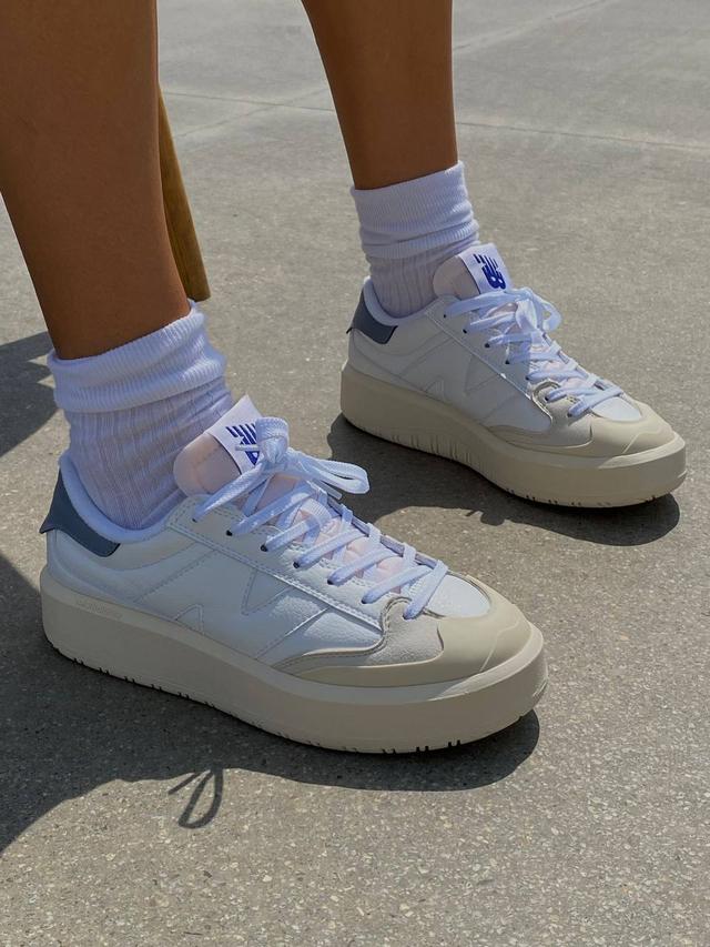 Купить Женские кроссовки New Balance 302 (белые с бежевым и серым ...