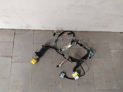 Джгут дротів передніх правих дверей CITROEN C4 PICASSO 000035254