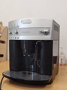 Delonghi Magnifica ESAM 4200 б/у