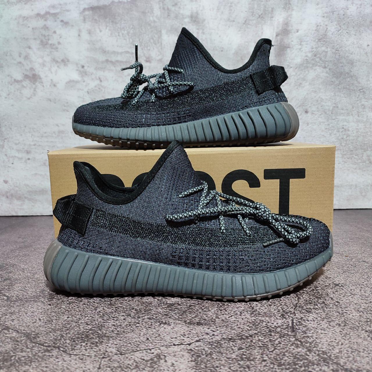 Yeezy boost 350 v2 black grey hotsell