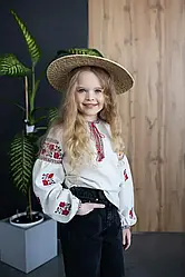 Чи потрібна вишиванка дитині?