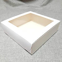 Коробка белая 200х200х65 мм.