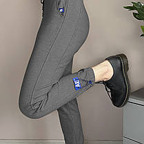 Штани жіночі зимові з начосом зі щільного трикотажу Світло-сірий XL, фото 2
