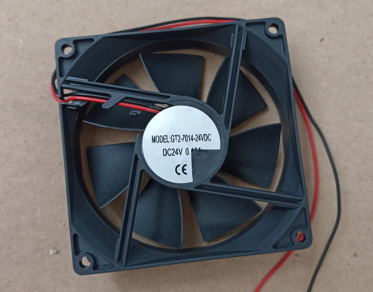 Купить Вентилятор охлаждения сварочного аппарата 92х92х25 мм 24V провод ...