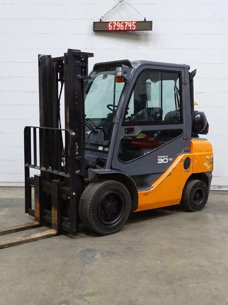 Toyota LPG Forklifts 02-8FGF30