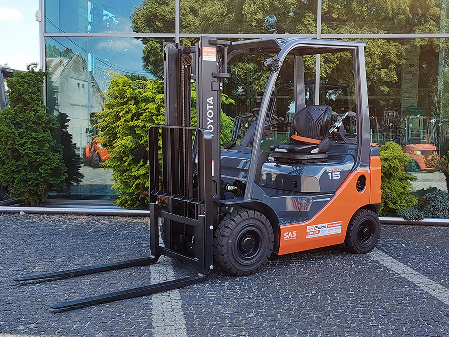 Toyota LPG Forklifts 8FGF15