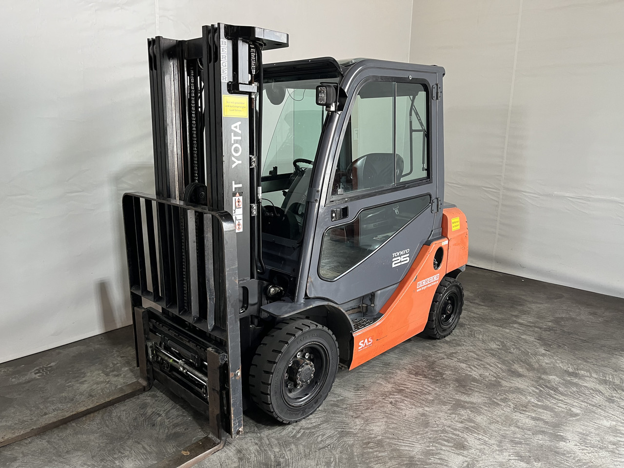 Toyota Diesel Forklifts 02-8 FDF 25 - TRIPLEX 4,7 m