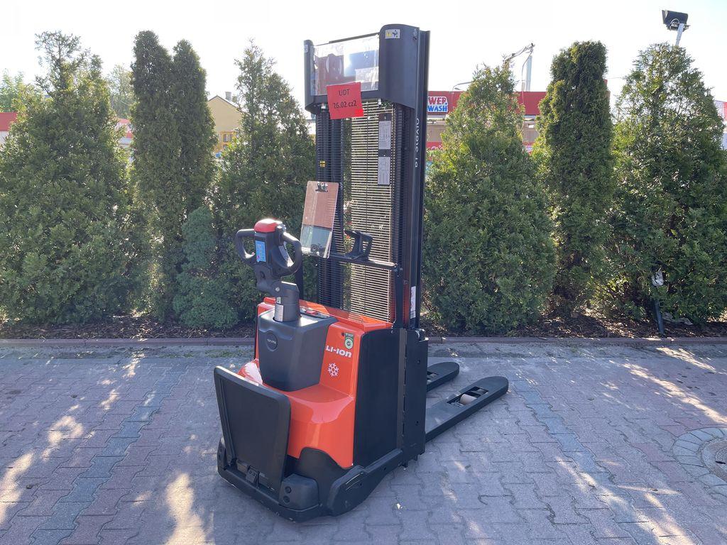 Toyota Electric Pallet Trucks SWE120L