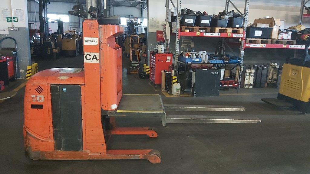 Toyota Vertical order pickers 7LOP10CW, фото 1