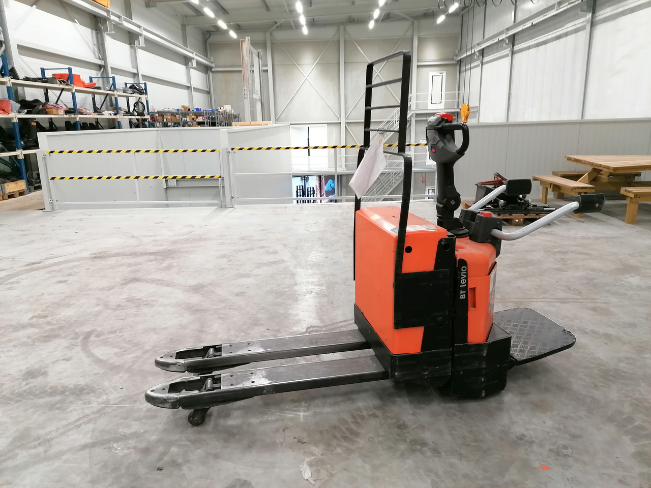 Toyota Electric Pallet Trucks LPE200