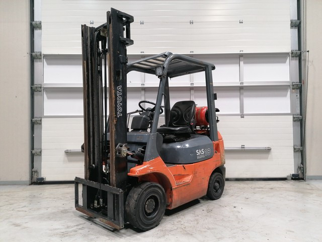 Toyota LPG Forklifts 42-7FGF18