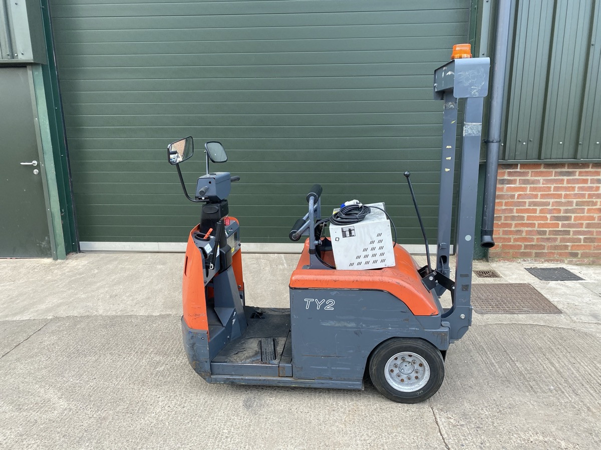Toyota Tow Tugs 4CBTY2