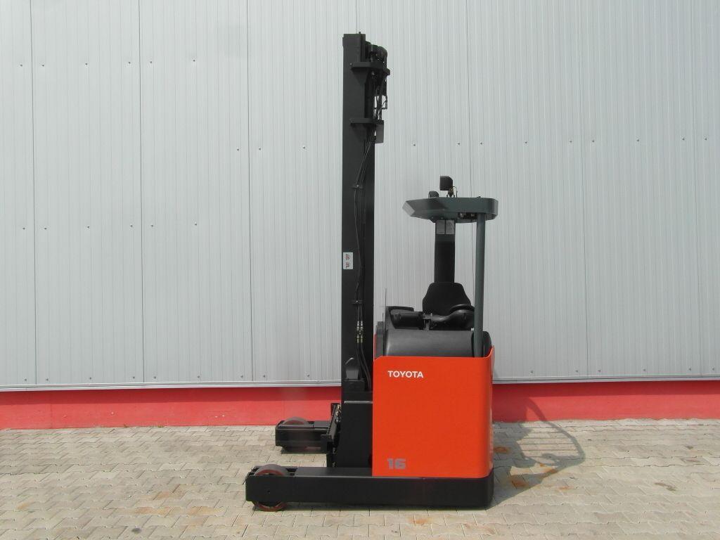 Toyota Reach Trucks 7 FBRE 16 - 2 /  LACK NEU