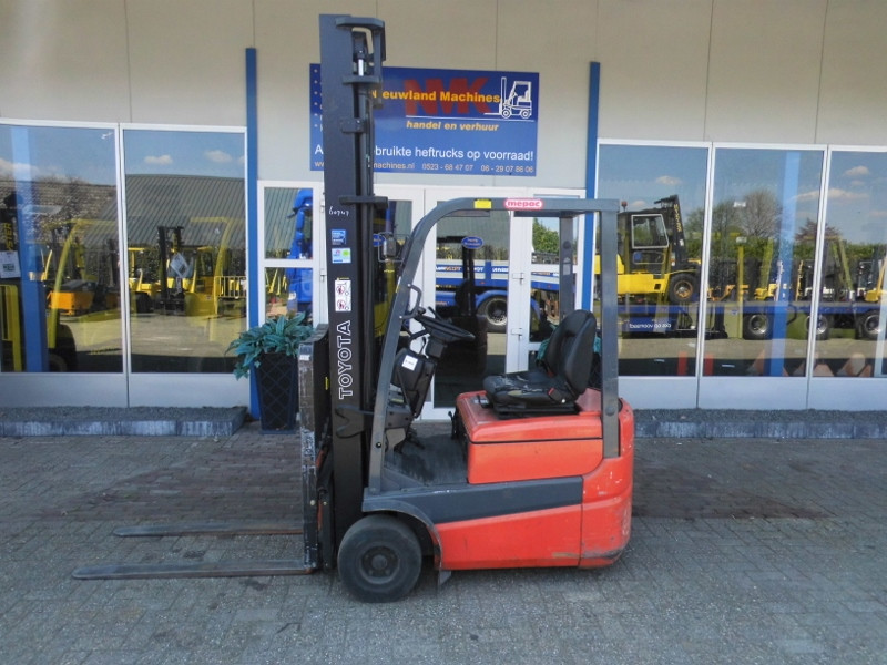 Toyota Electric - 3 wheels FBE5F12