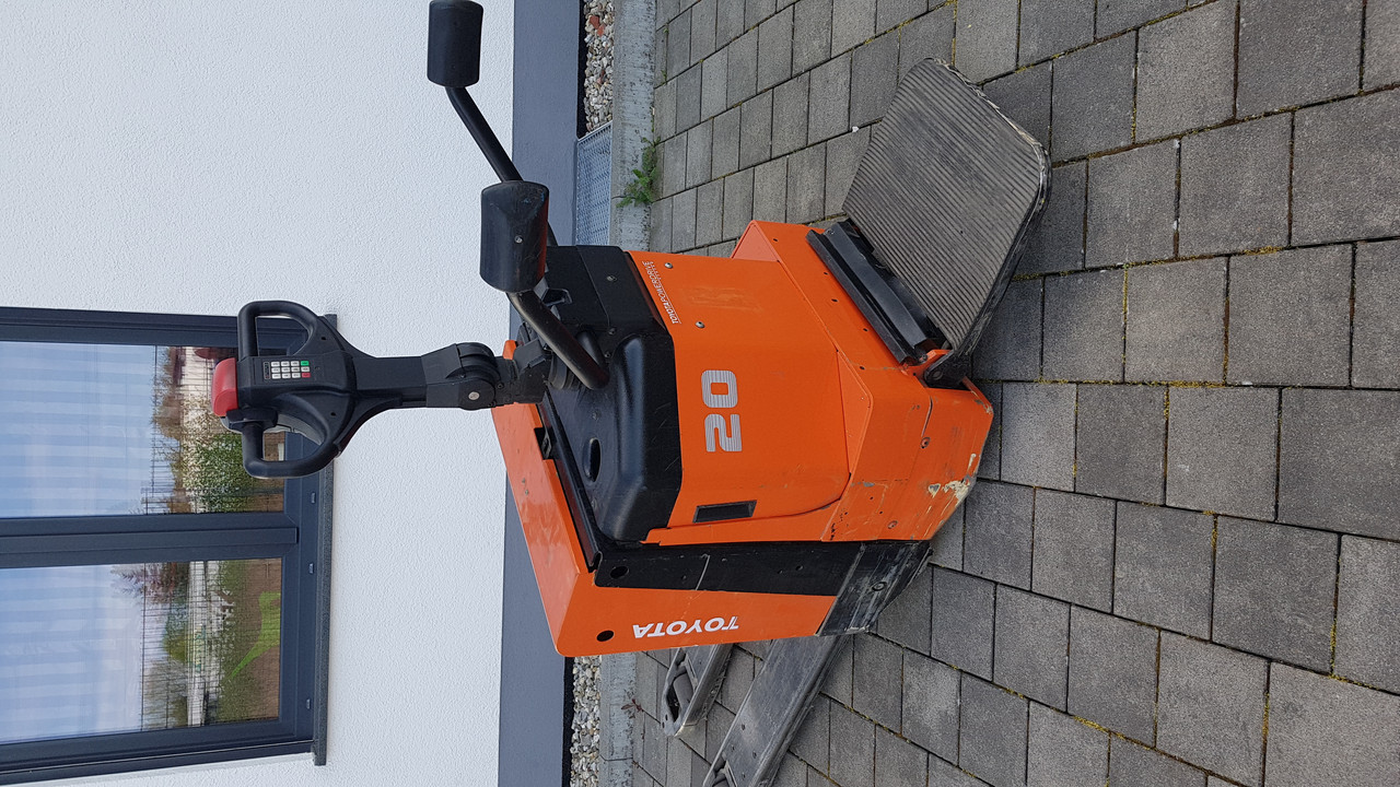 Toyota Electric Pallet Trucks 7PML20/8