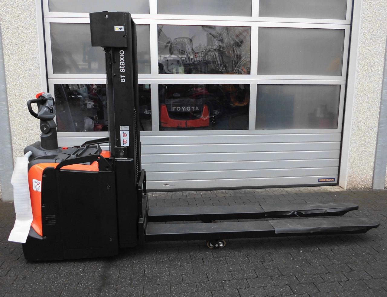 Toyota Pallet Stackers SPE140L