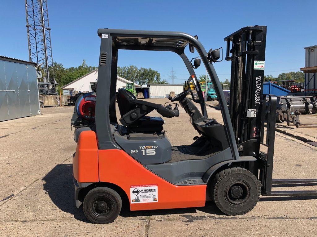 Toyota LPG Forklifts 02-8FGF15, фото 1