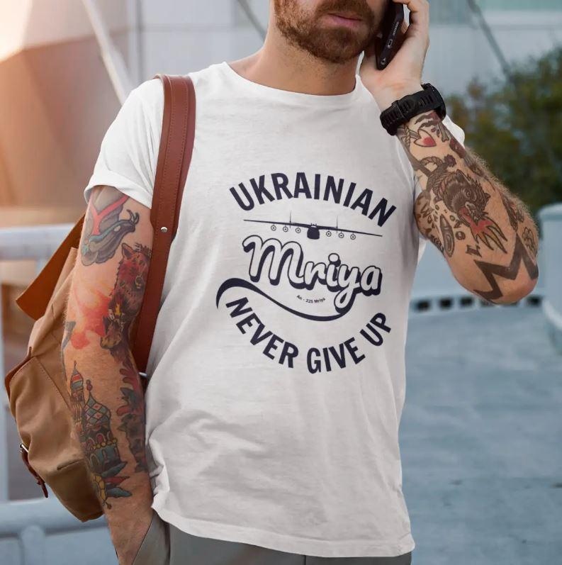 Футболка чоловіча біла з написом українська мрія, фото 1