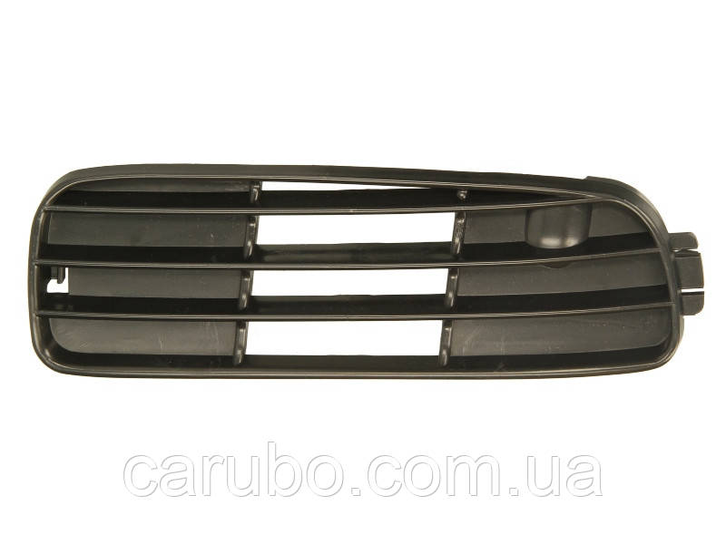 Решетка бампера Audi 80 91-94 прав 0017 998, 8A0807346C01C (ауди 80 ...