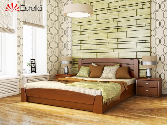 Двоспальне дерев'яне ліжко Estella Селена-Аурі в кольорі світлий-горіх-103 в інтер'єрі