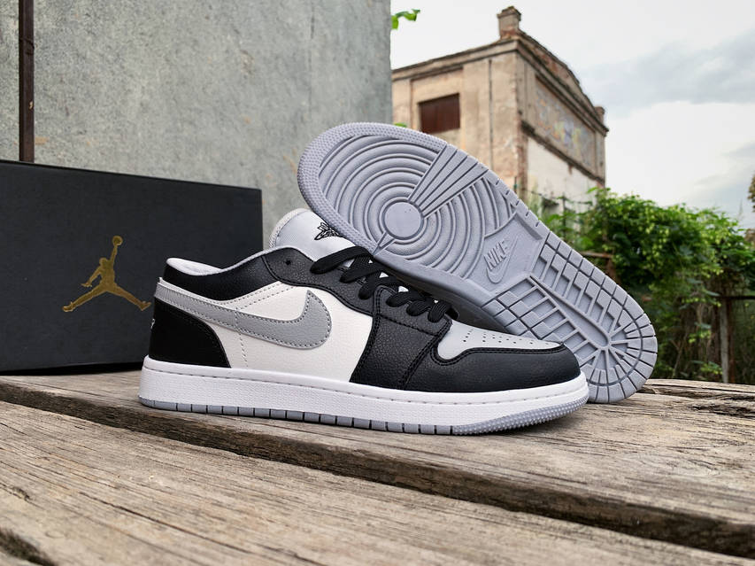 靴 Nike Air Jordan 1 Low \"Grey/Black\" 楽天市場】NIKE AIR JORDAN 1 RETRO LOW OG SHADOW black/medium