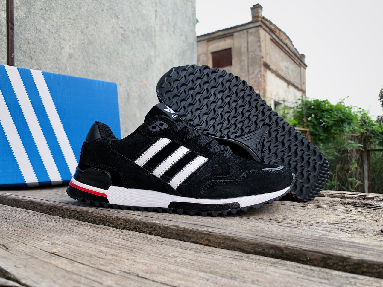 Чоловічі кросівки демісезонні Adidas ZX 750 Black White чорні з білим