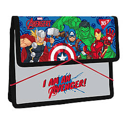 Папка для зошитів YES  пласт. на резинці В5 Marvel.Avengers