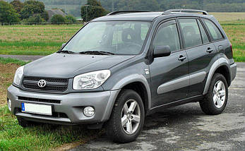 Радіатор основний Toyota RAV-4 від 2000 г. з двигунами 2.0 2.4, Радіатор охолодження Toyota RAV 4 II, фото 6