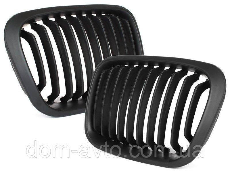 BMW 3 E46 98-01 СЕДАН / КОМБІ манекен між фарами (нирки) ліва+права комплект ЧОРНИЙ