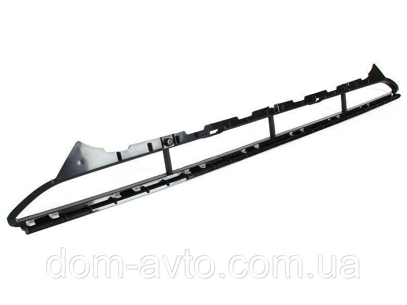 Audi A4 B8 FL 11-15 муляж решітки в передній бампер ЧОРНИЙ