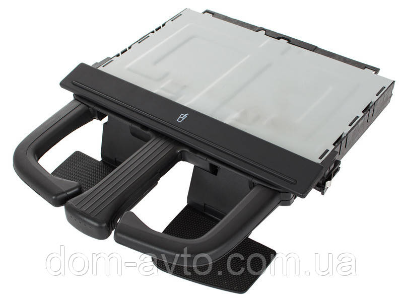 Підстаканник Audi A4 08-16