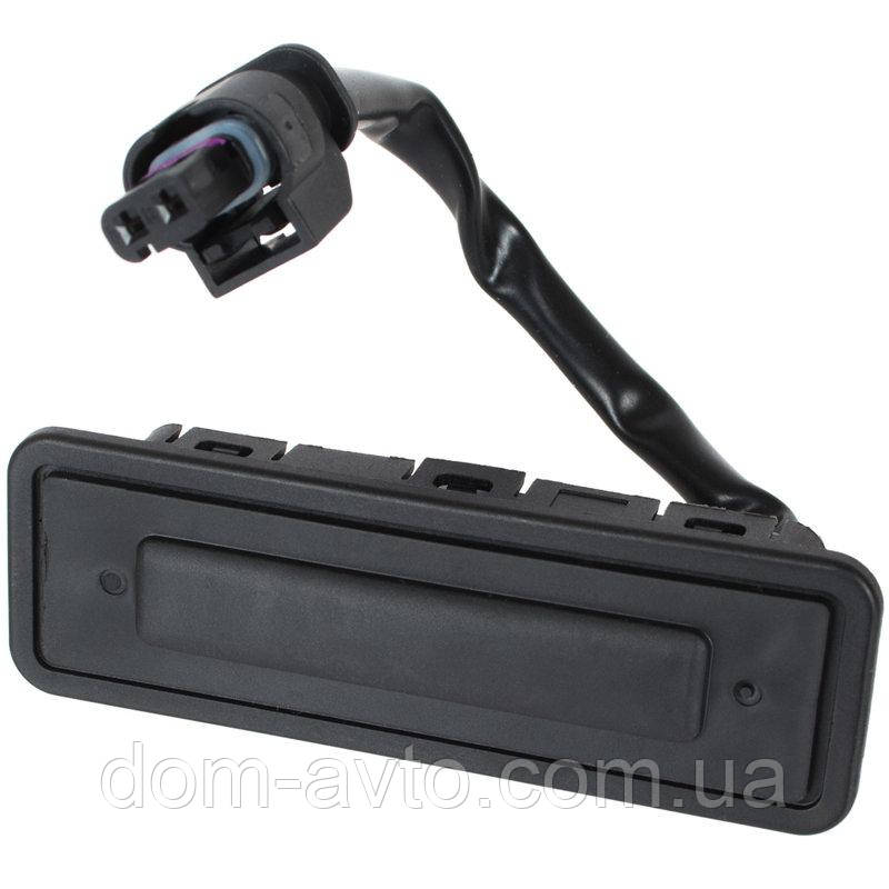 Opel Insignia A FL KOMBI 14-17 кнопка (мікроперемикач) ручки дверей багажника