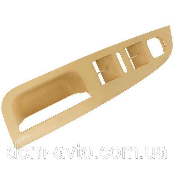 VW Golf V 03-09 Ручка дверей БЕЖЕВА передня ліва