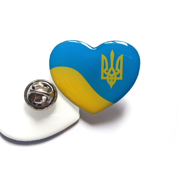 Серце України значок