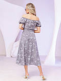 Сіра сукня з відкритими плечима та розрізом, фото 2